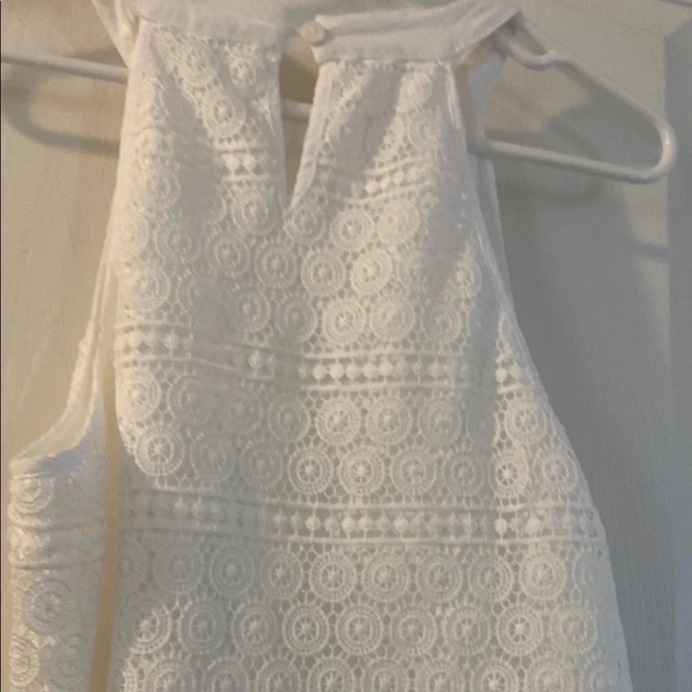 Solitaire white Halter A-Line Blouse 18 pit2pit lined - Picture 3 of 3